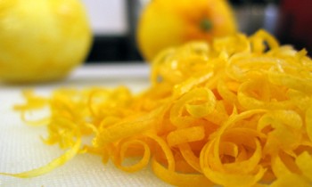 Tips To Use Lemon Peel For Skin